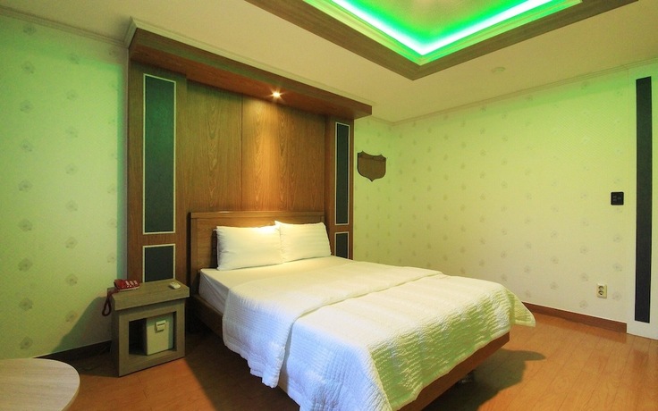 Namwon Hong Kong in Nangen, South Korea