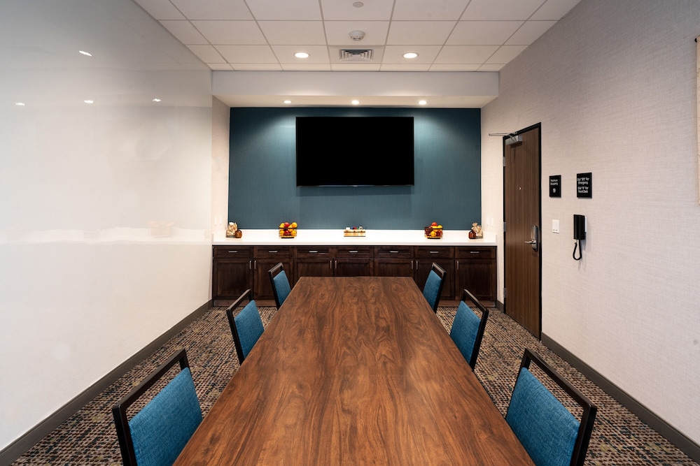Hampton Inn by Hilton Needles - photo 22