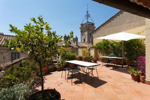 Clock Terrace House FromHometoRome — 4-Star Luxury Hotel in Rome, Italy