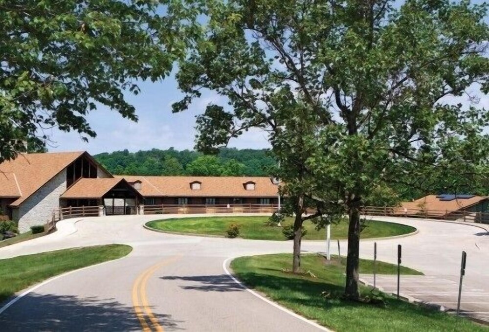 Burr Oak Lodge & Conference Center - featured photo