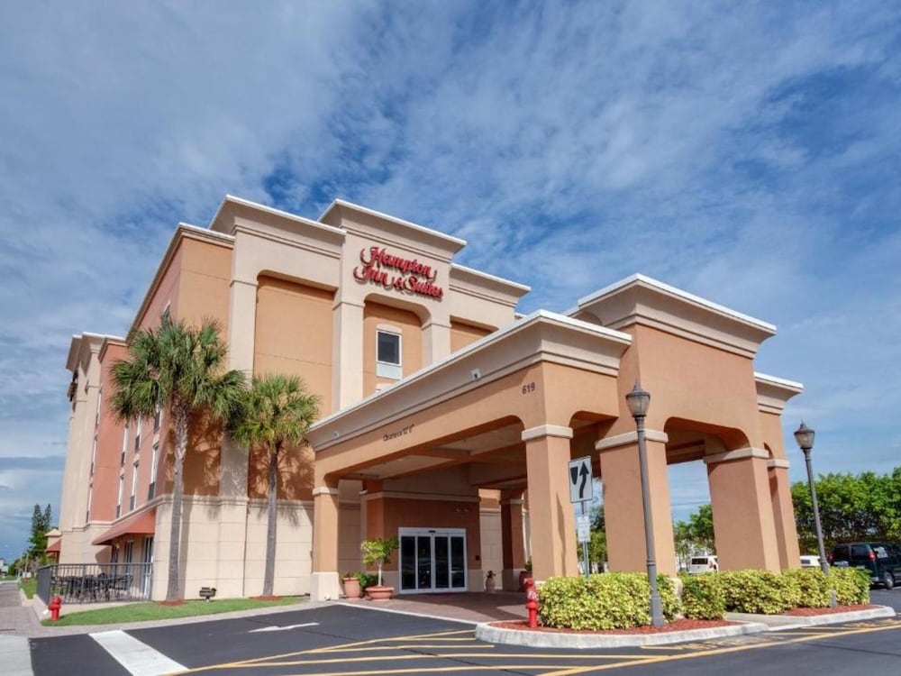 Hampton Inn & Suites Cape Coral Fort Myers Area FL - photo 45
