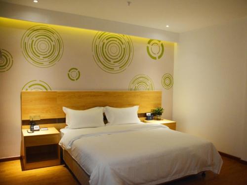 GreenTree Hotel - last minute hotel in Lianjiang