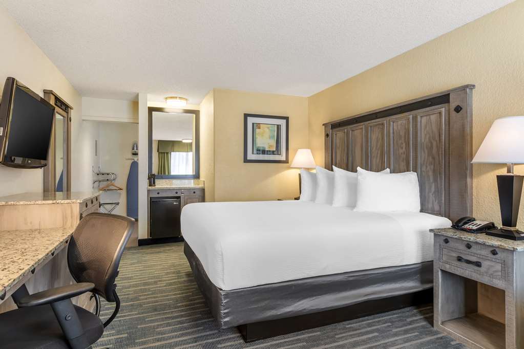 Best Western Americana Inn - photo 7
