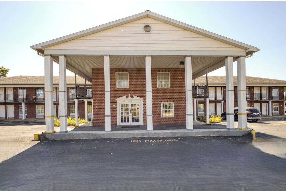 Capital O First Heritage Inn Rantoul IL I 57 - featured photo