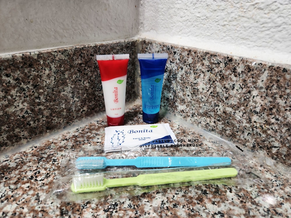 Express Inn Tomball - photo 22