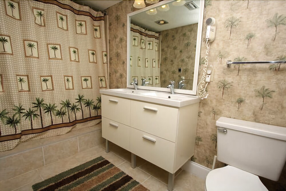 Springs Tower by Elliott Beach Rentals - photo 18
