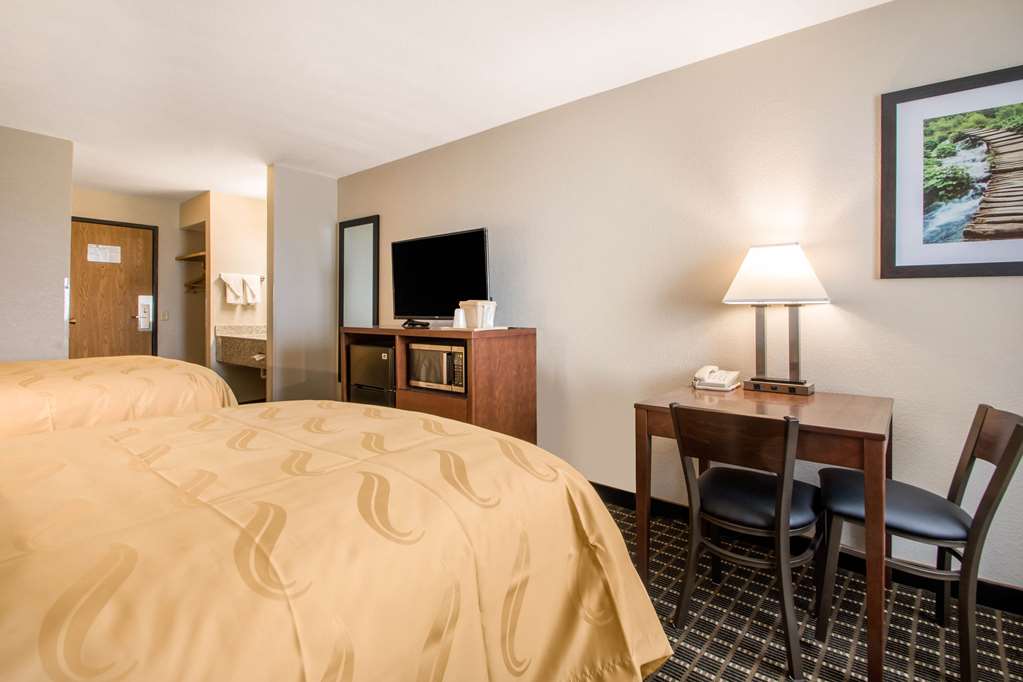 Quality Inn Madison West Near University Area - photo 8