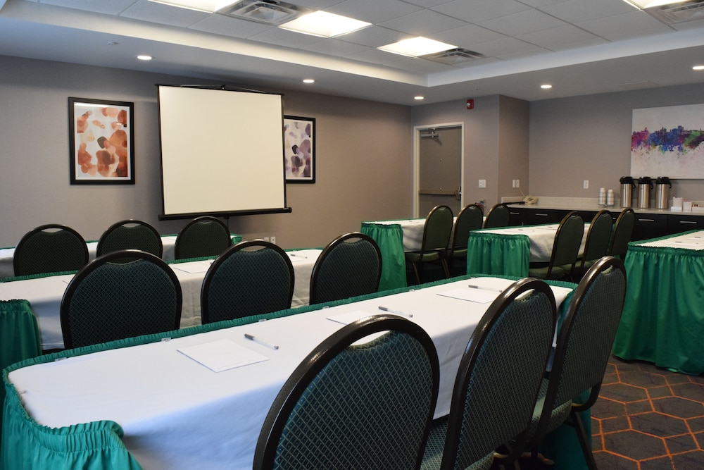 Hampton Inn Buffalo Hamburg - photo 36