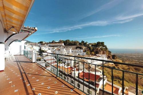 4br Andalusian Penthouse W Pool Spectacular View — Mijas