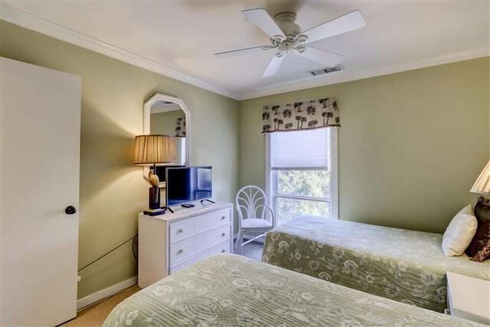 863 Ketch Court at The Sea Pines Resort - photo 4