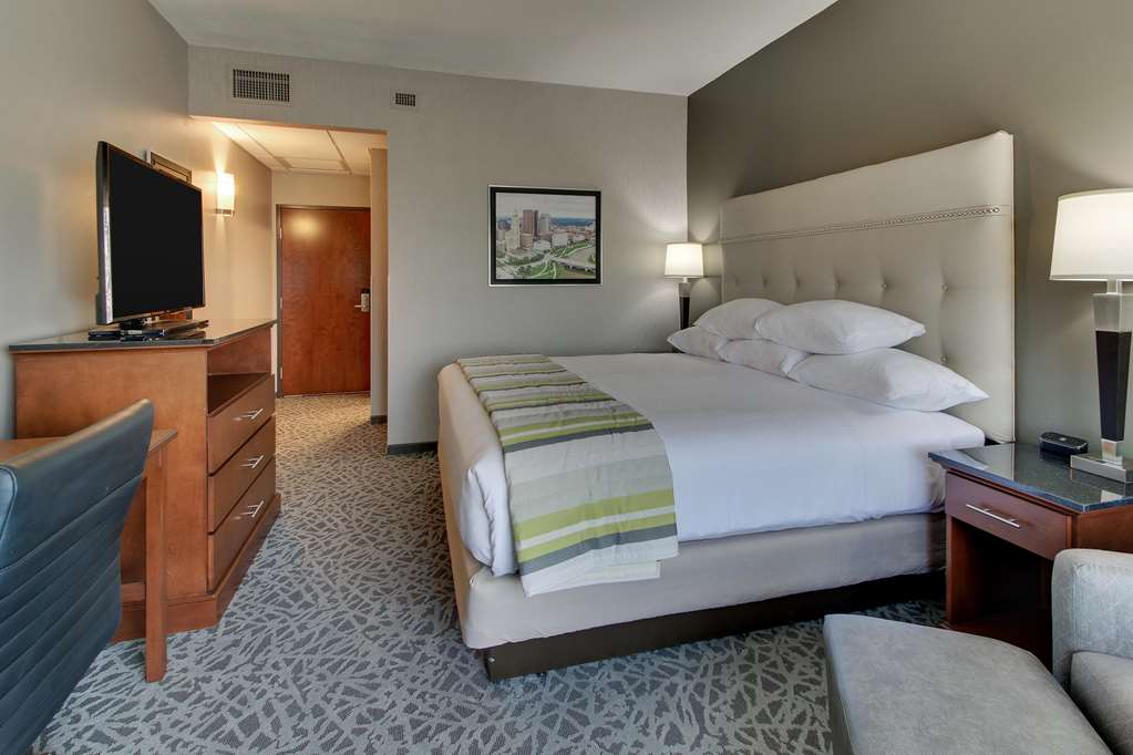 Drury Inn & Suites Cleveland Beachwood - photo 18