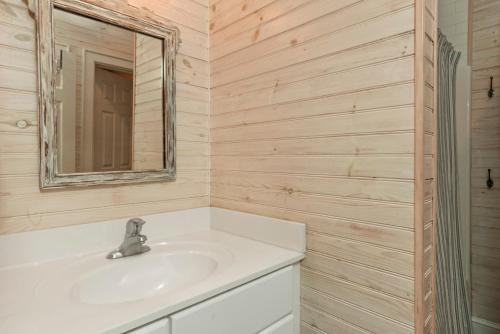 Marsh Madness by Oak Island Accommodations - photo 21