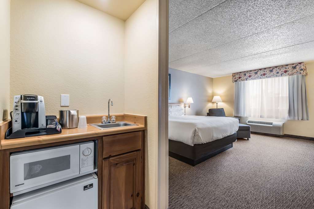 Red Lion Inn & Suites Goodyear Phoenix - photo 14