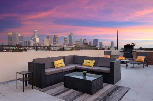 Spectacular Rooftop View House — 4-Star Luxury Hotel in Los Angeles, United States
