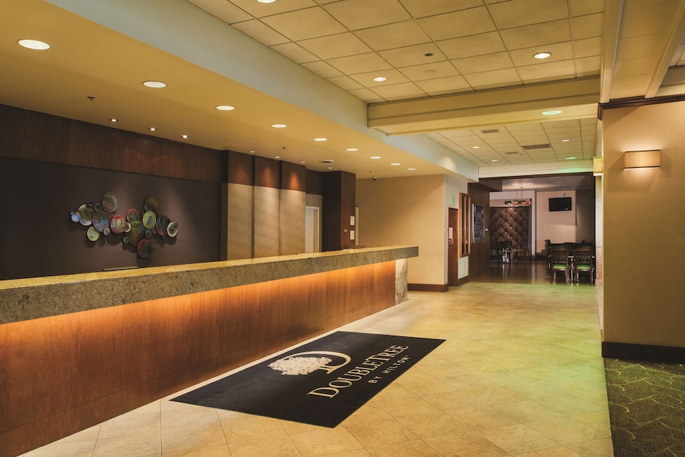 DoubleTree by Hilton Omaha Downtown - photo 5