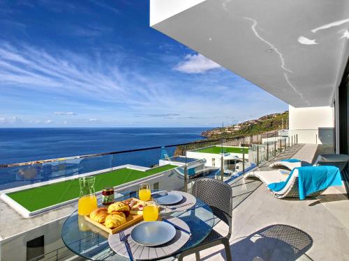 Francelho 1 Apartment by LovelyStay — 4-Star Luxury Hotel in Ribeira Brava, Portugal