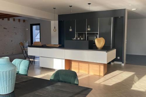 Le Loft des Lumières — hotel in Chateau-Gontier