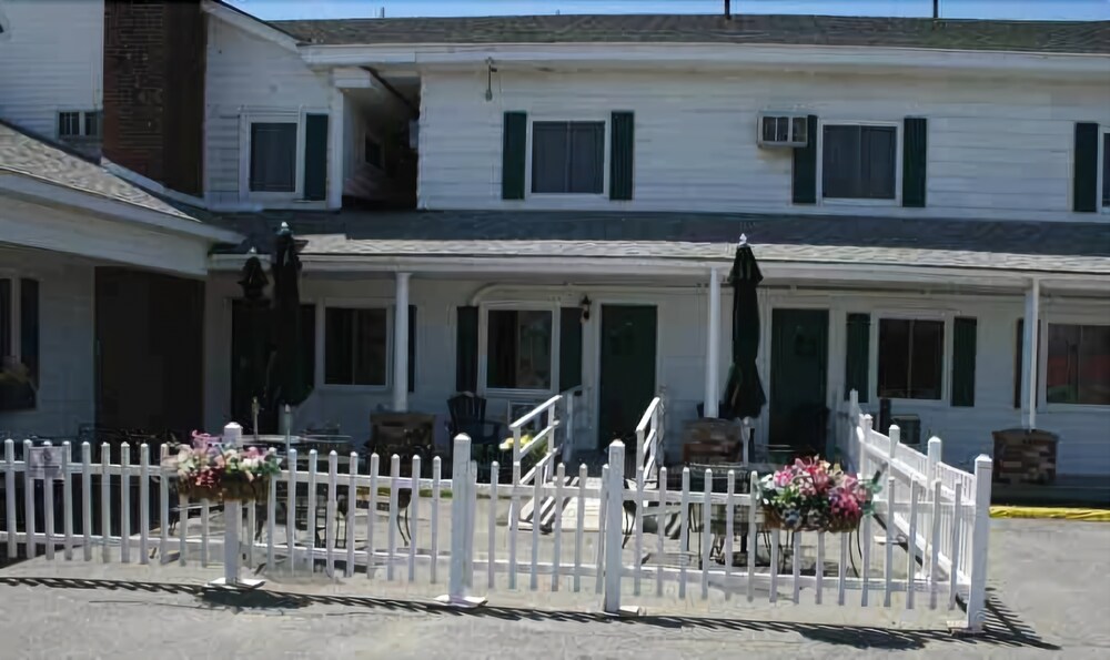 Vacationland Inn & Conference Center - photo 48