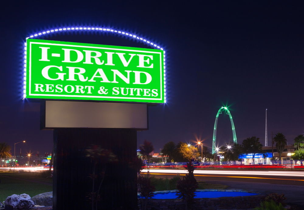 I Drive Grand Resort & Suites - photo 55