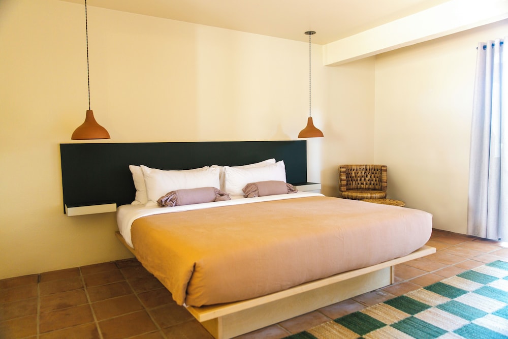 Hummingbird Inn of Ojai - photo 11