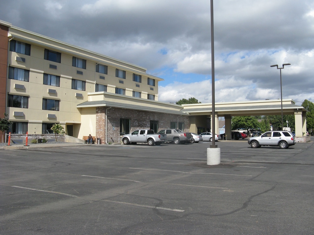 MainStay Suites Coeur d'Alene - photo 36