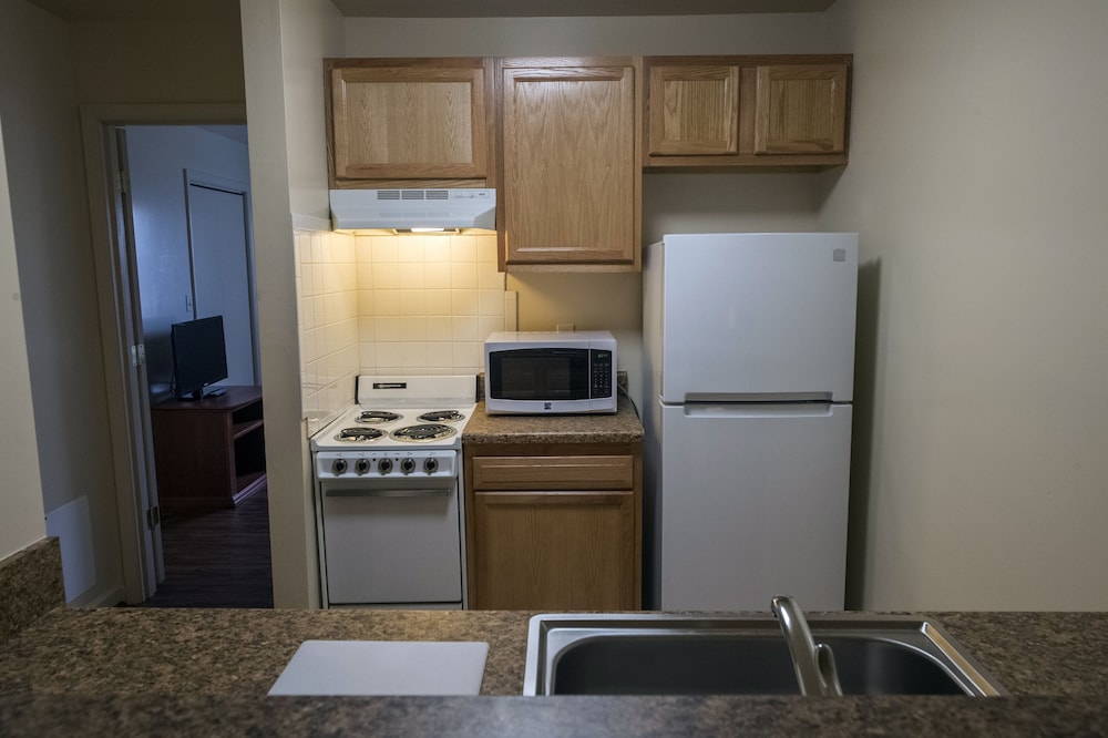 Affordable Corporate Suites of Overland Drive - photo 26