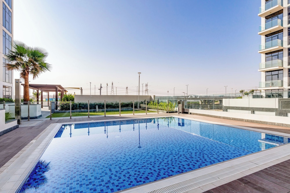 Globalstay. Azizi Riviera 48 — 4-Star Luxury Hotel in Dubai, United Arab Emirates