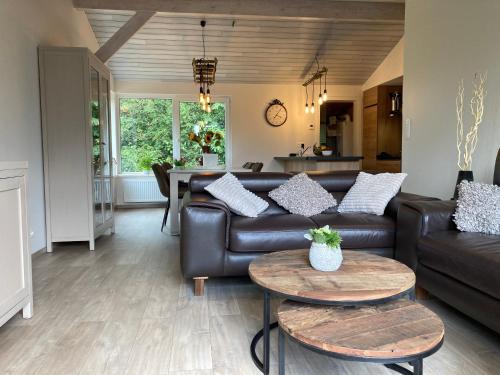 Chalet des Campanules avec Sauna — 4-Star Luxury Hotel in Vielsalm, Belgium