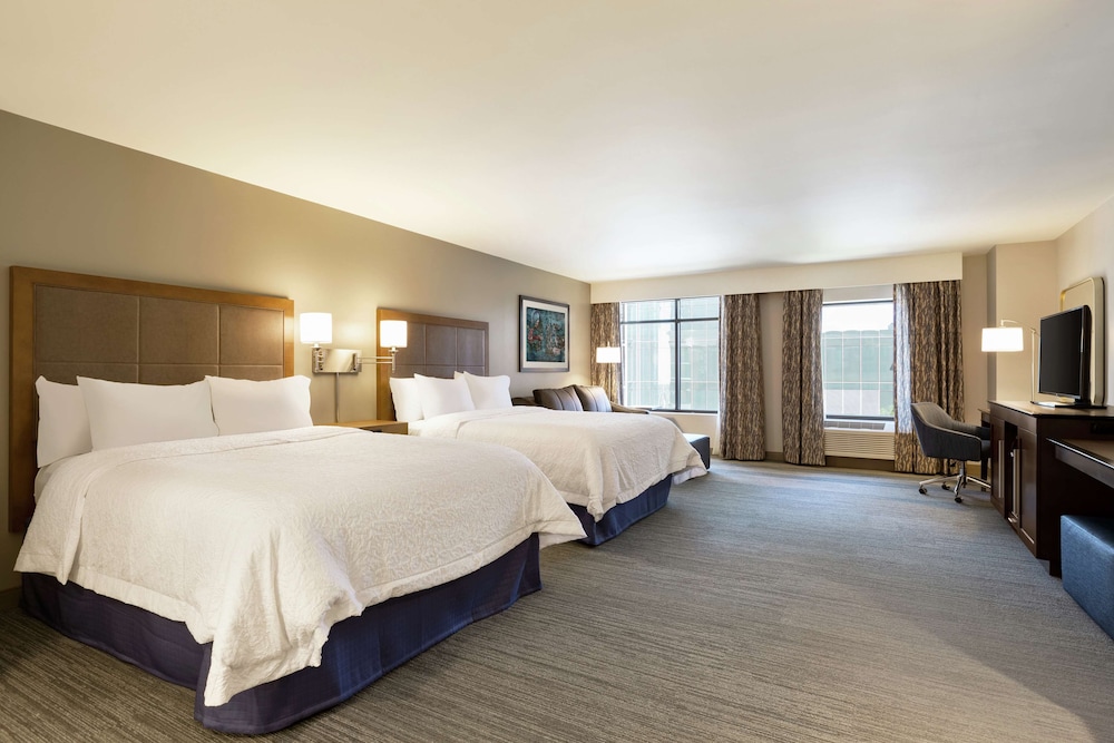 Hampton Inn & Suites Nashville Downtown - photo 31