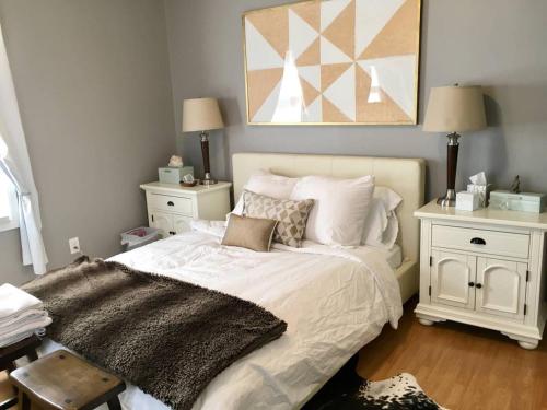 Pet Friendly 30Min To Downtown The Bostonian - photo 9