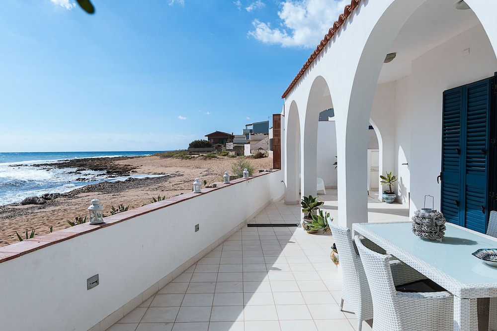 Brezza Marina — 4-Star Luxury Hotel in Noto, Italy