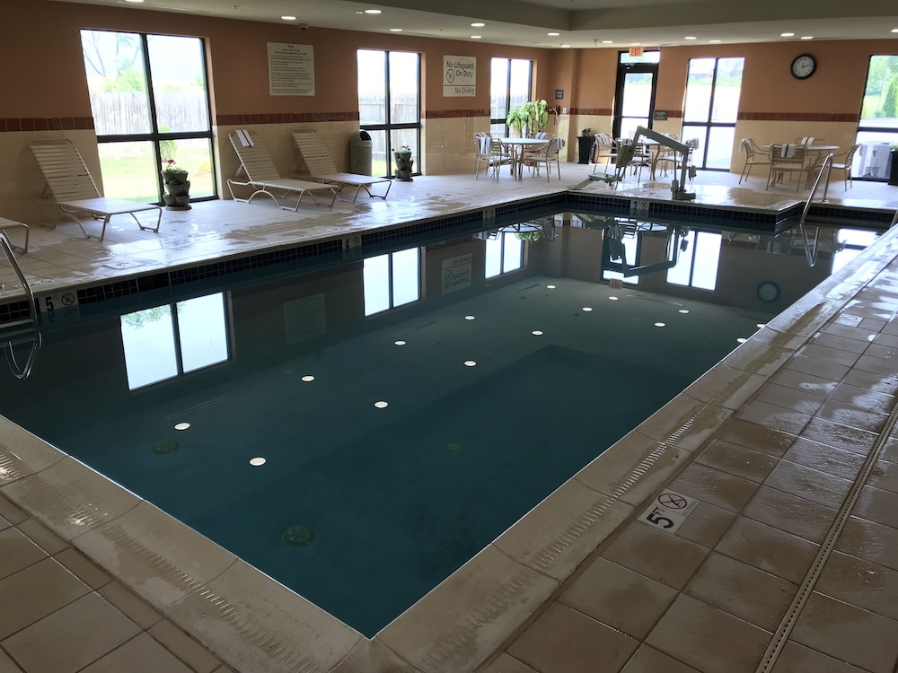 Hampton Inn & Suites Lamar - photo 99