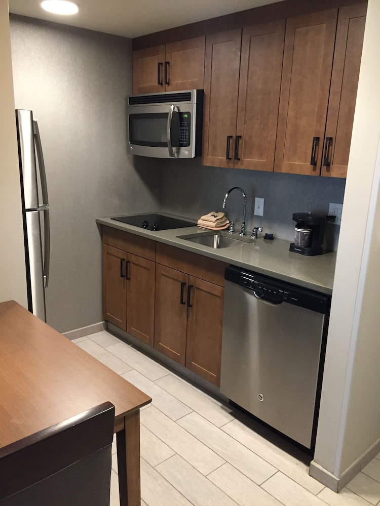 Homewood Suites by Hilton Syracuse Carrier Circle - photo 14