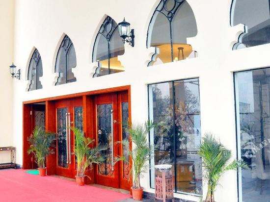 Sailawei Holiday Hotel - last minute hotel in Chongqing