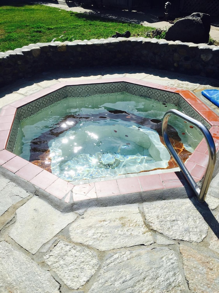 Contenta Inn - photo 39