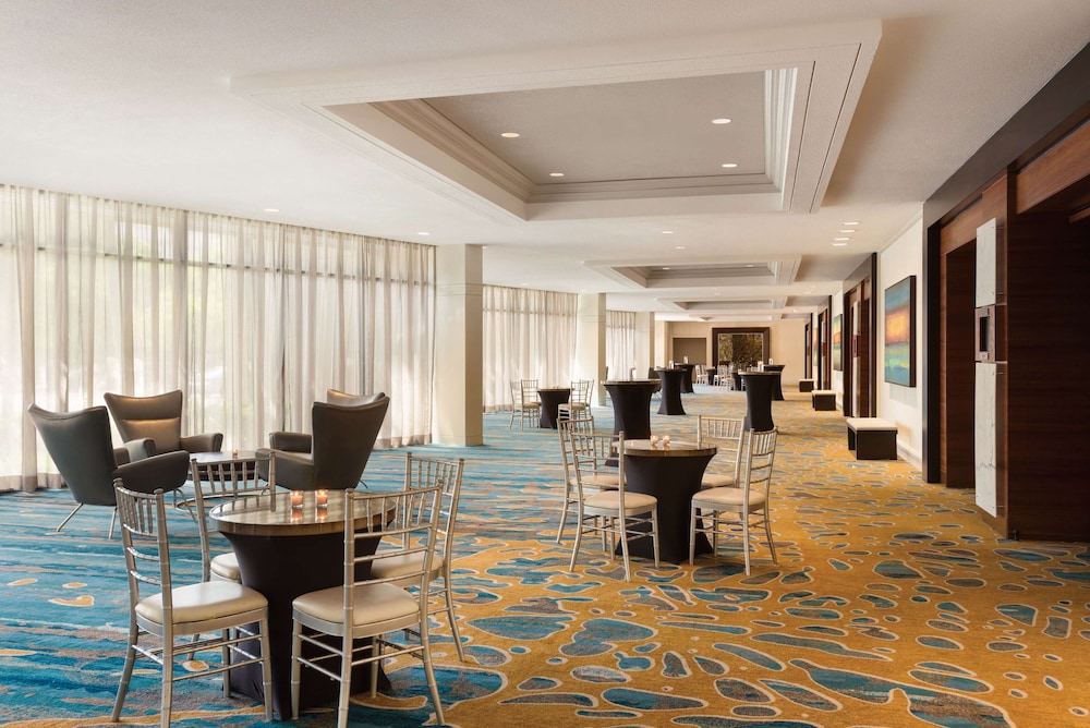 Hilton Miami Airport Blue Lagoon - photo 73