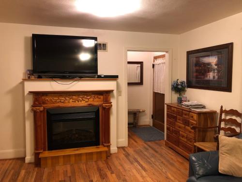 First Deadwood Cottages - photo 30