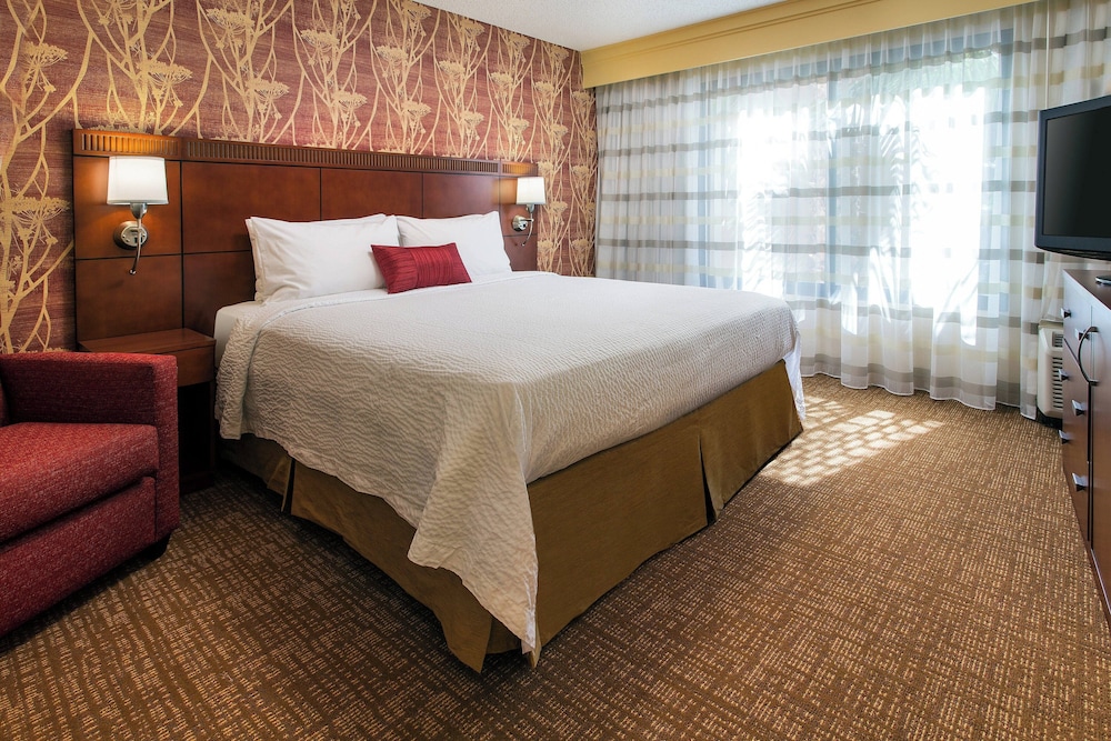 Courtyard by Marriott Costa Mesa South Coast Metro - photo 11