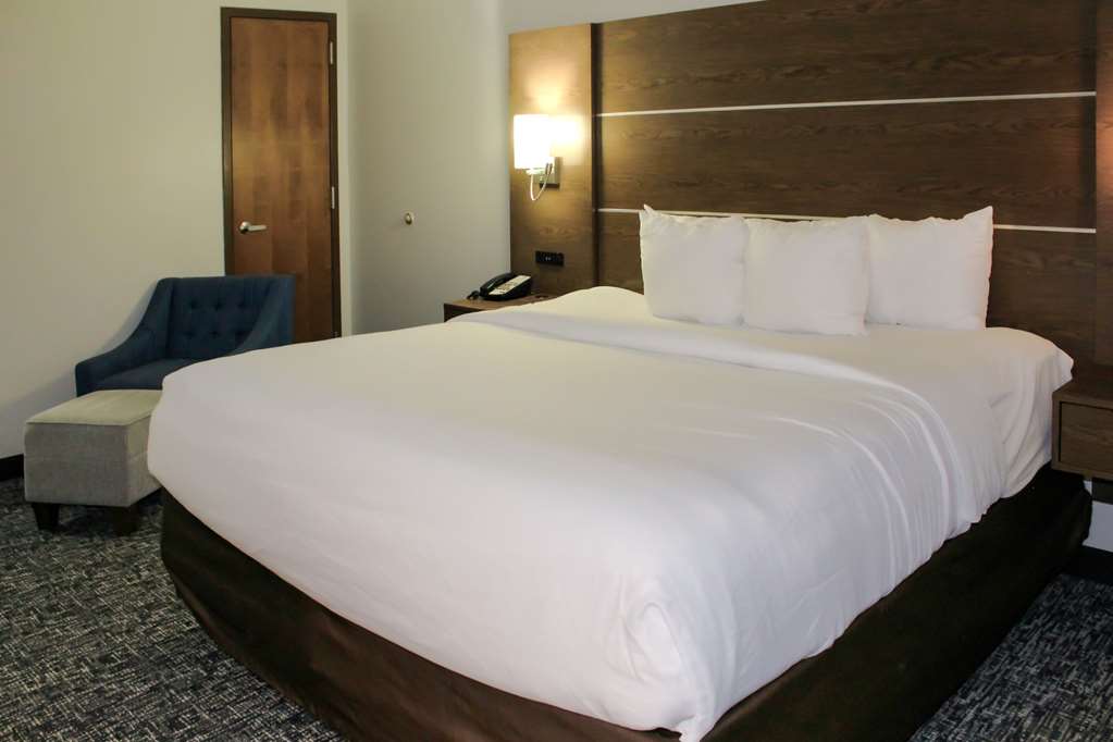 Comfort Inn and Suites Near Lake Guntersville - photo 5