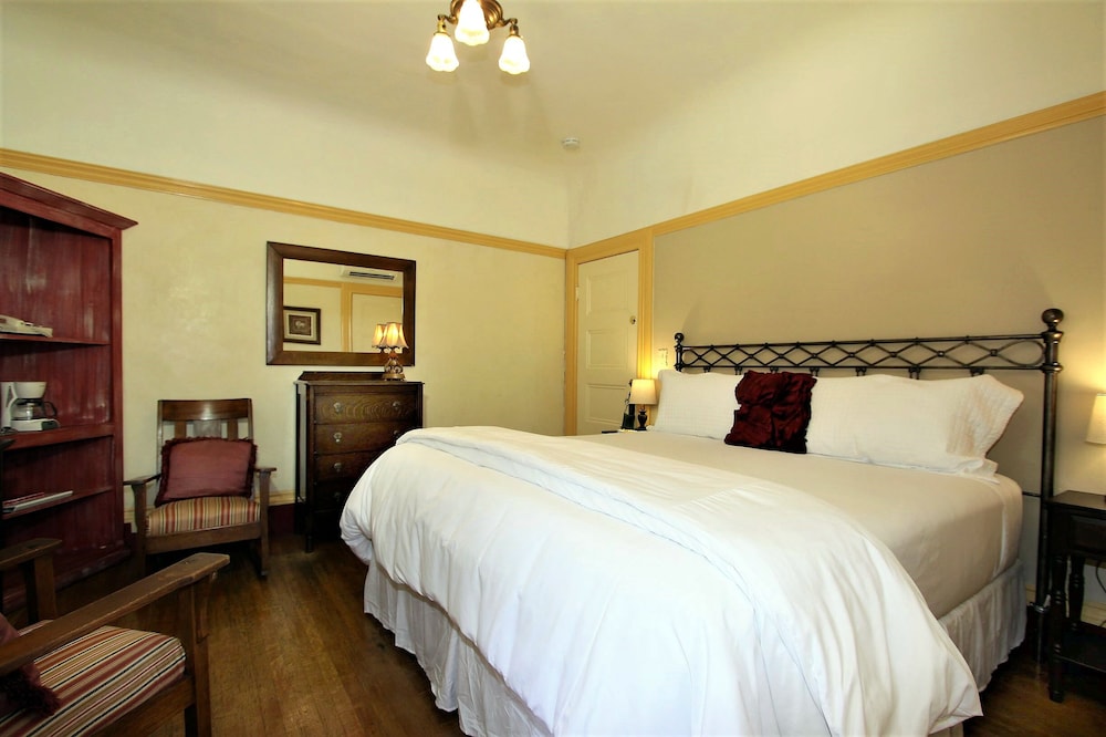 Napa Inn - photo 13