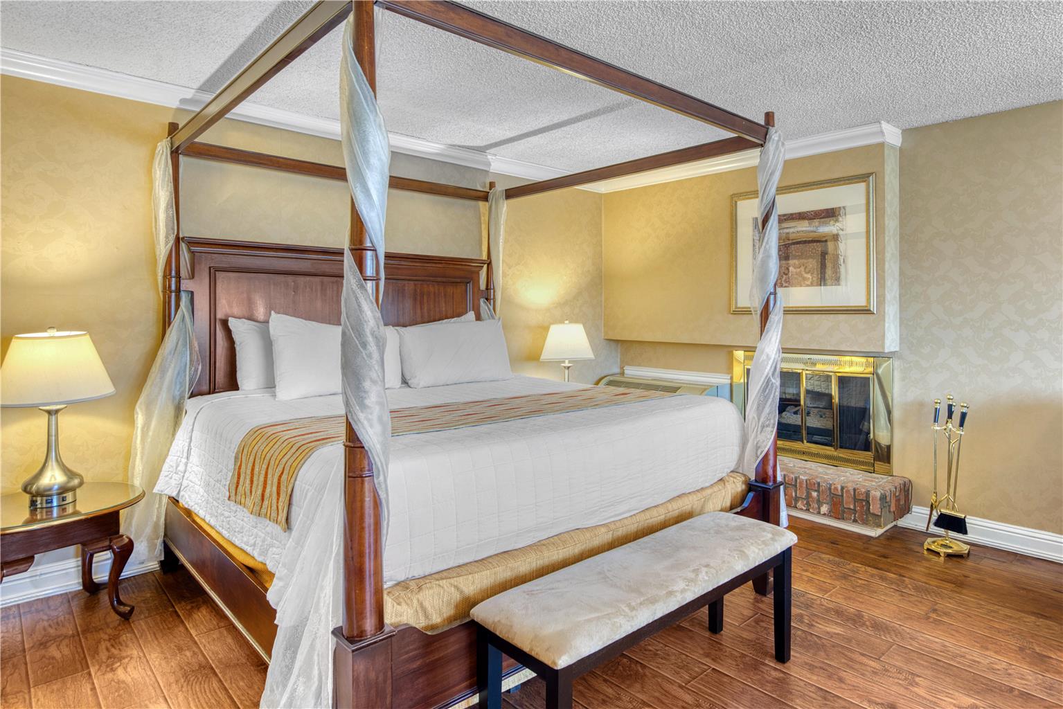Celebrate your love in our elegant bridal suite where a plush King bed and cozy fireplace create the perfect romantic escape.