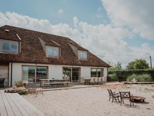 Villa Noortem — 4-Star Luxury Hotel in Maldegem, Belgium