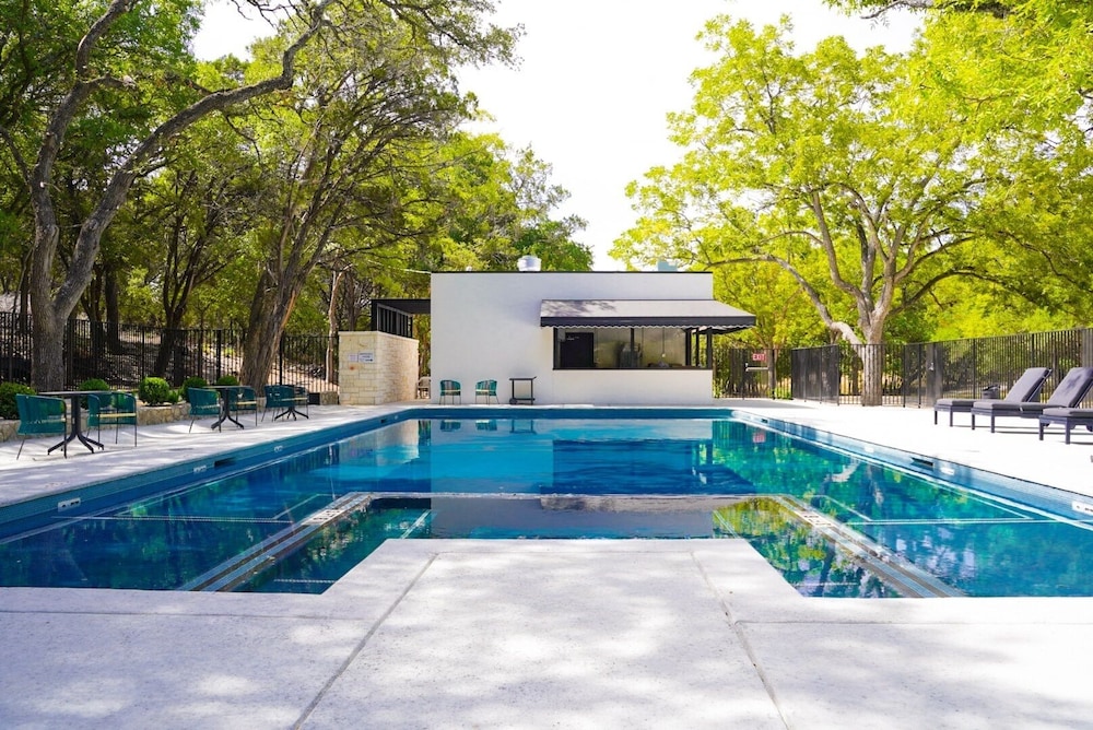 Wimberley Inn - photo 49