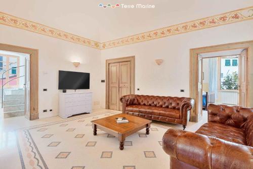 Maison Monterosso Terremarine — 4-Star Luxury Hotel in Monterosso Al Mare, Italy