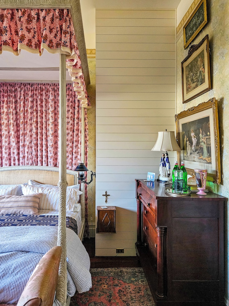 The JD Hyde Historic Inn - photo 43
