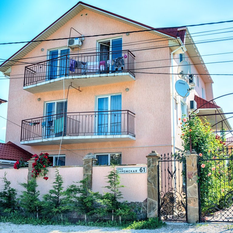 Assol - carbon neutral hotel in Sudak