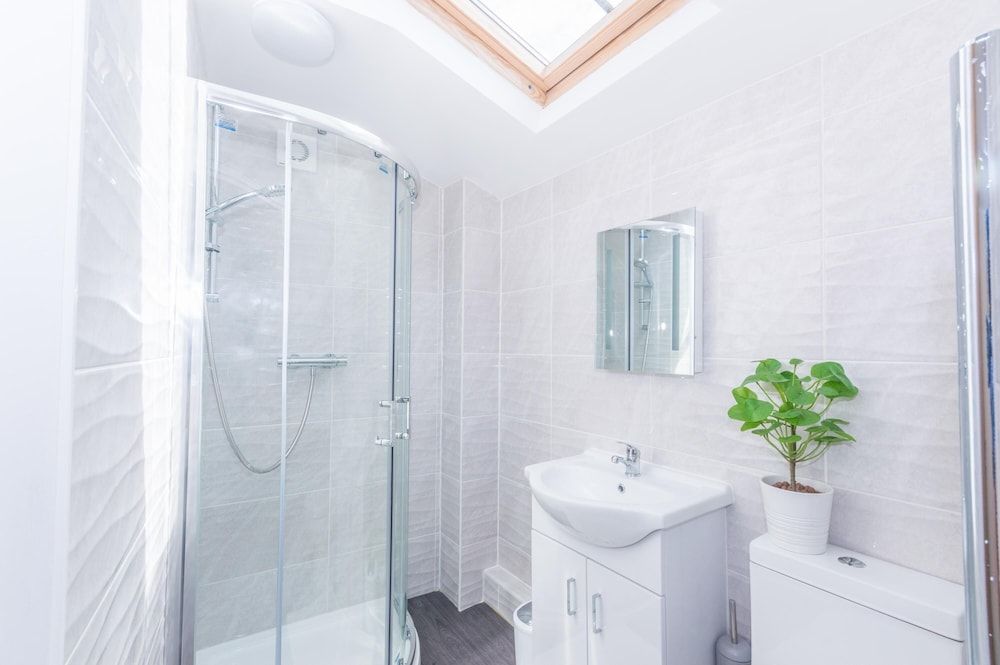 Karah Suites Baker Street