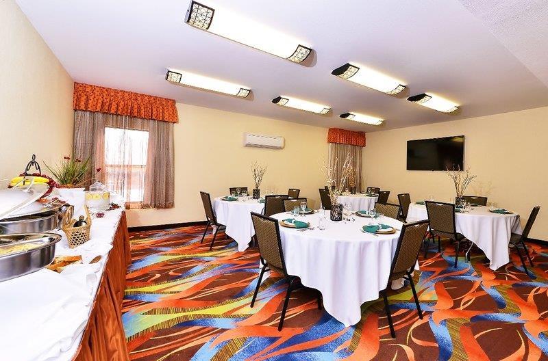 Best Western Plus Fresno Airport Hotel - photo 23