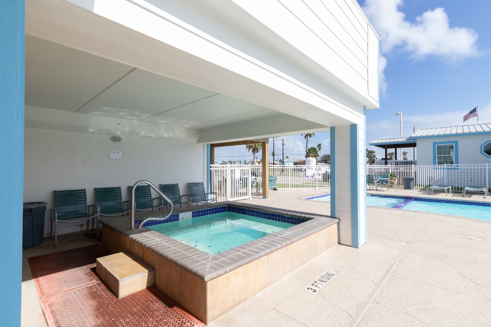 Tropic Island Resort - photo 41