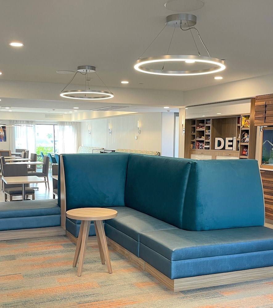 Hampton Inn Rehoboth Beach - photo 3